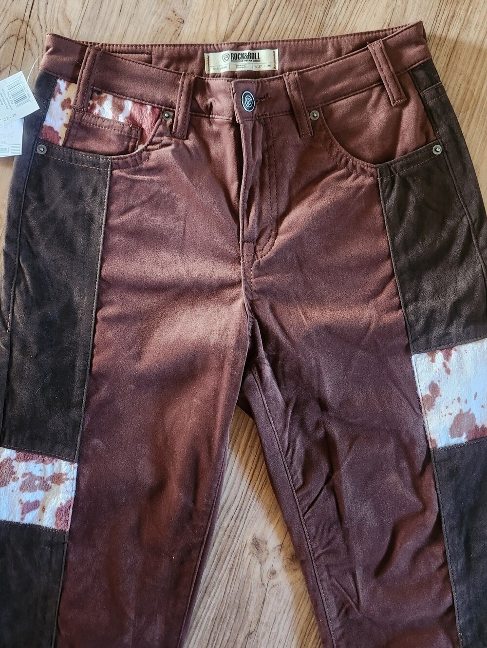 NWT Rock & Roll Cowgirl Cowhide Capris  27x25 - Picture 4 of 8